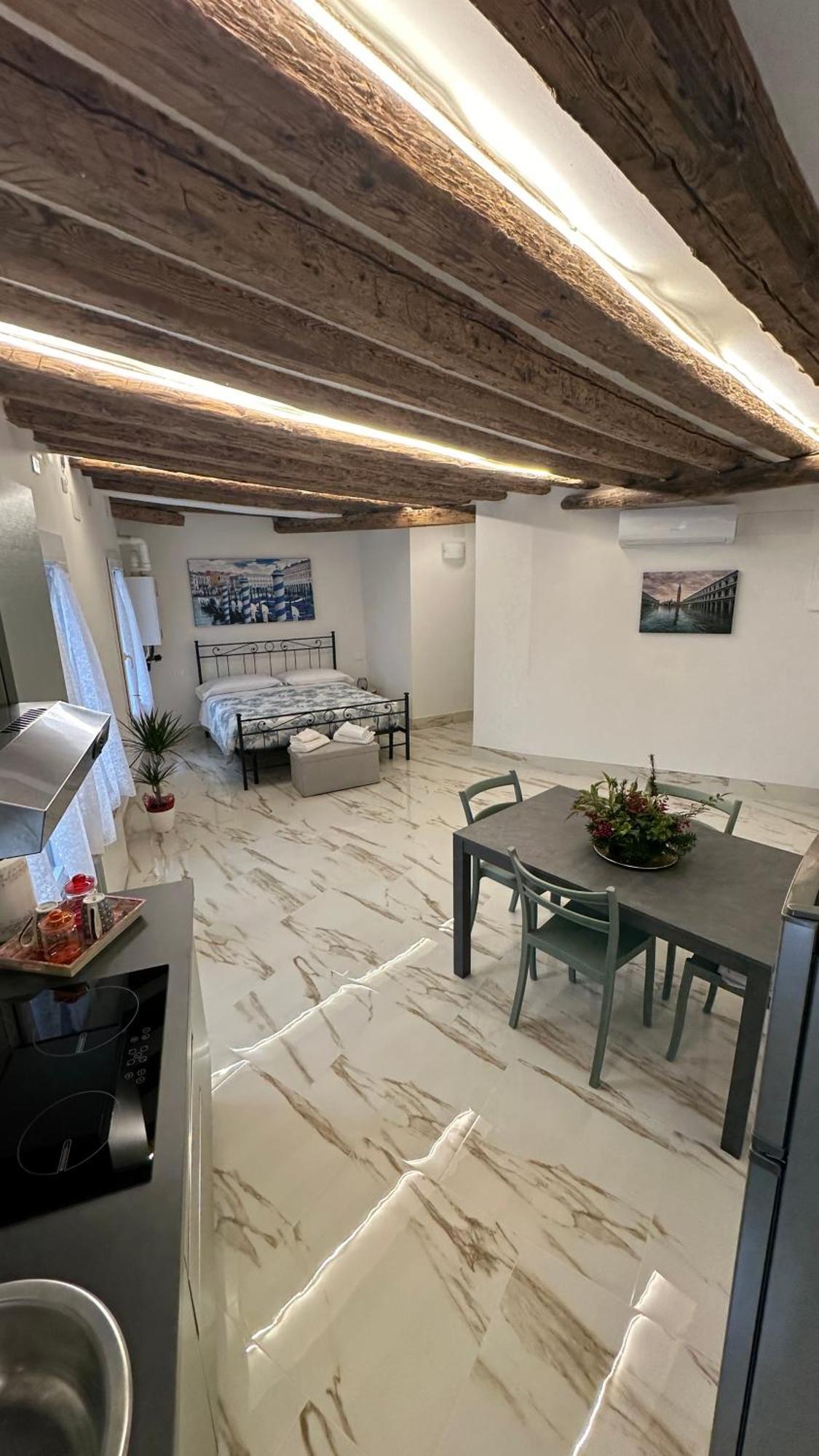 Ca Lucia Canal View 威尼斯 外观 照片